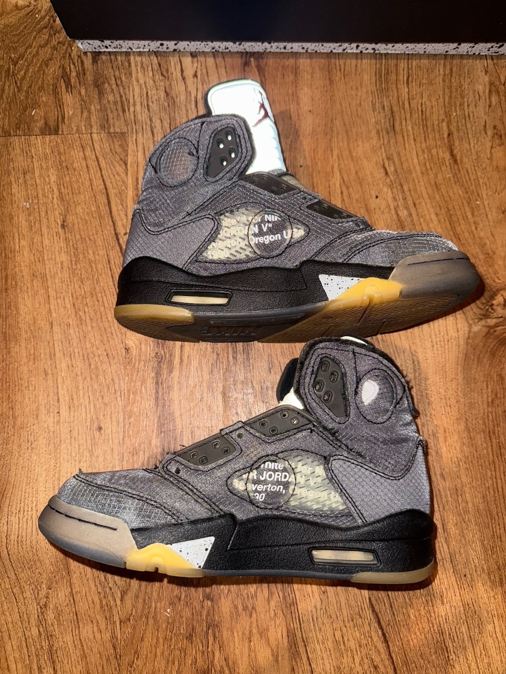 Jordan 5 Retro Off-White Black - Picture 6 of 8